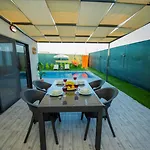 Star Hotel 4*